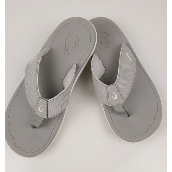 OluKai Ahi Kai Sandals Flip Flops Men\'s Size 9 Ash Grey